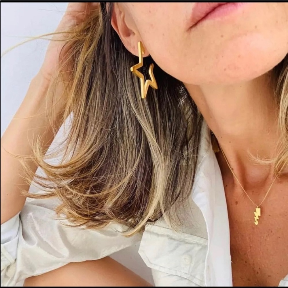 NWT⛱️Gold Open Star Statement Stud Earrings - OS